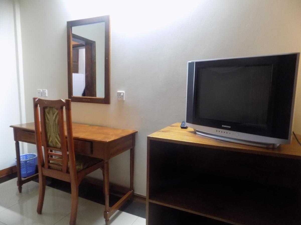 Kayegi Hotel Mbale Exterior photo