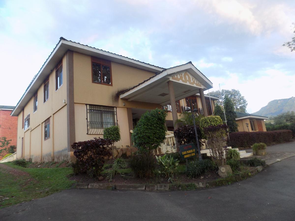 Kayegi Hotel Mbale Exterior photo