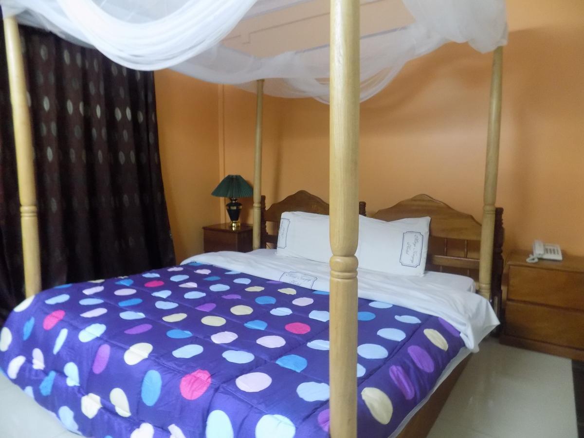 Kayegi Hotel Mbale Exterior photo