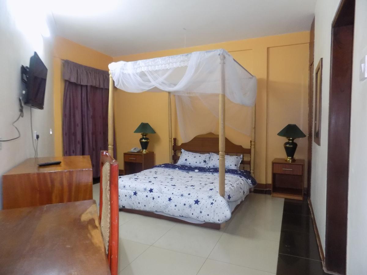 Kayegi Hotel Mbale Exterior photo