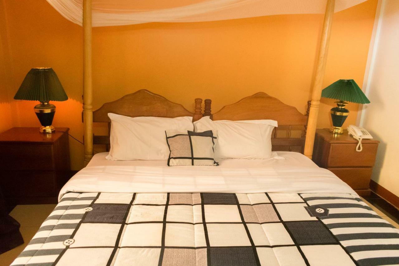 Kayegi Hotel Mbale Exterior photo