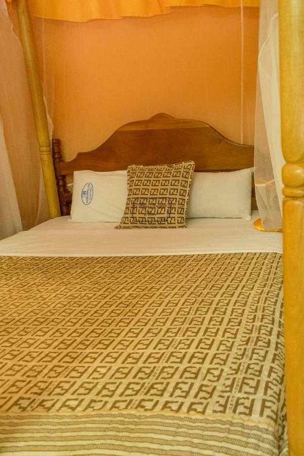 Kayegi Hotel Mbale Exterior photo
