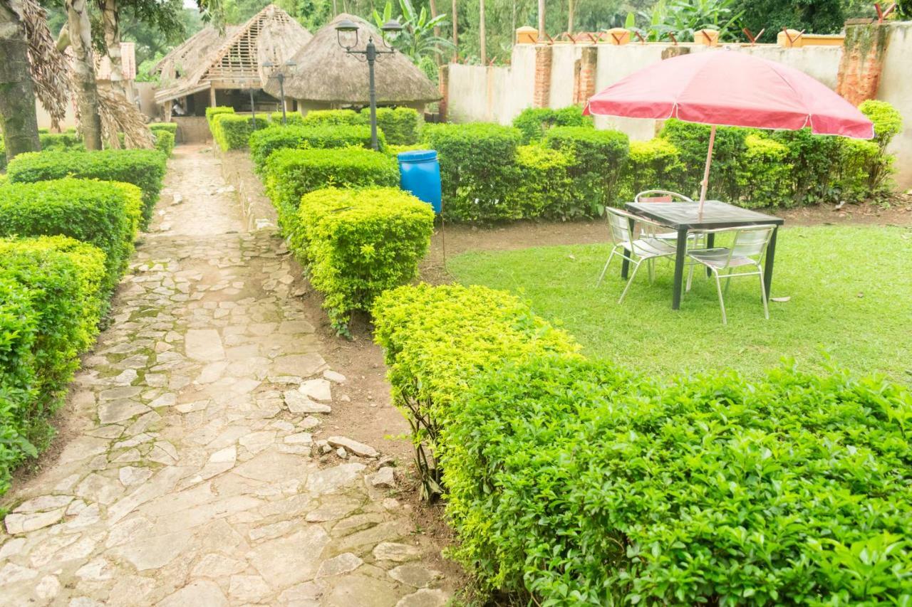 Kayegi Hotel Mbale Exterior photo